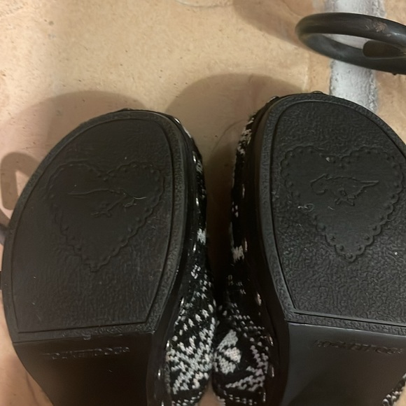 Beaded wedge shoes - Picture 4 of 6